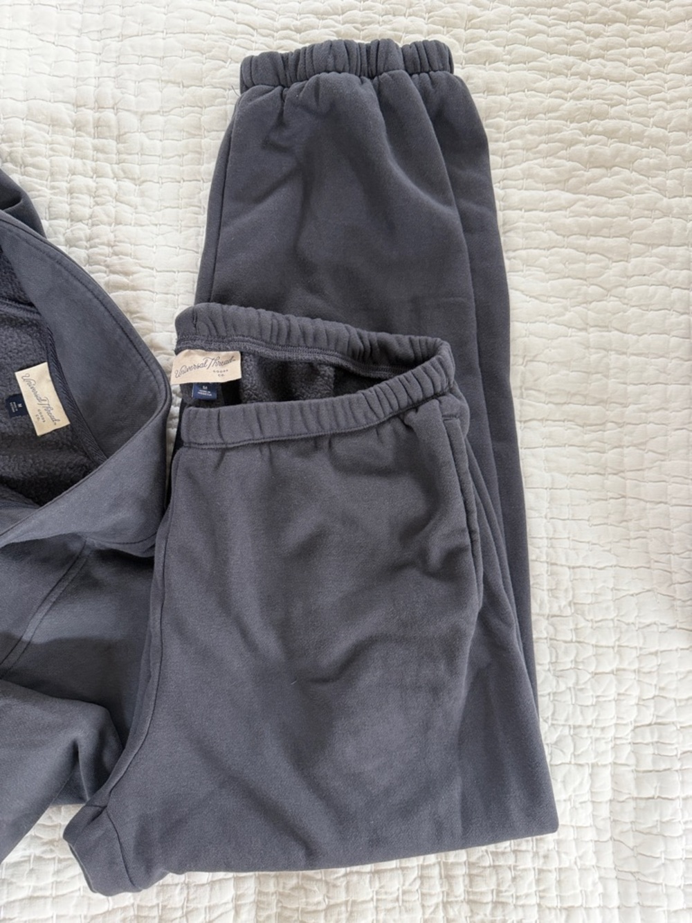 Universal Thread Charcoal Gray Fleece Joggers